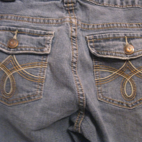 4/$20 🍁 Rue21 Denim Jean Capris - Picture 5 of 6